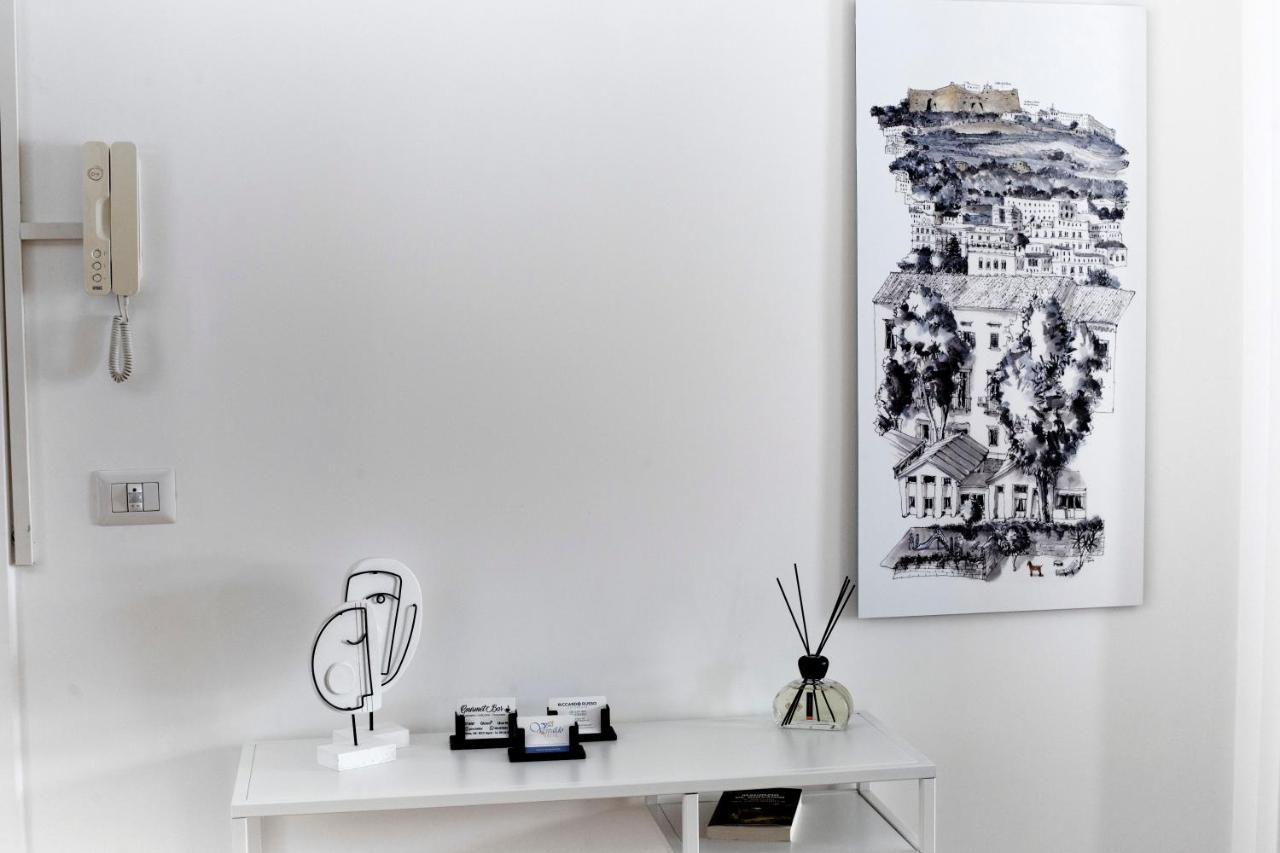 Vivaldo Suite Piazza Dei Martiri - Guest House Naples Extérieur photo
