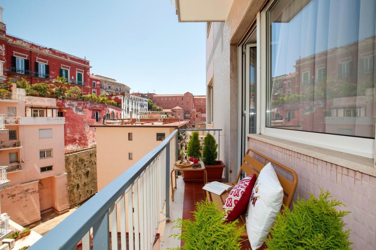 Vivaldo Suite Piazza Dei Martiri - Guest House Naples Extérieur photo